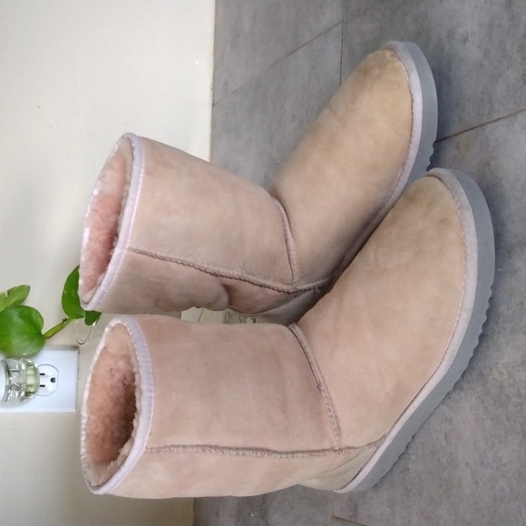 UGG Shoes - UGG AUSTRALIA BOOTS